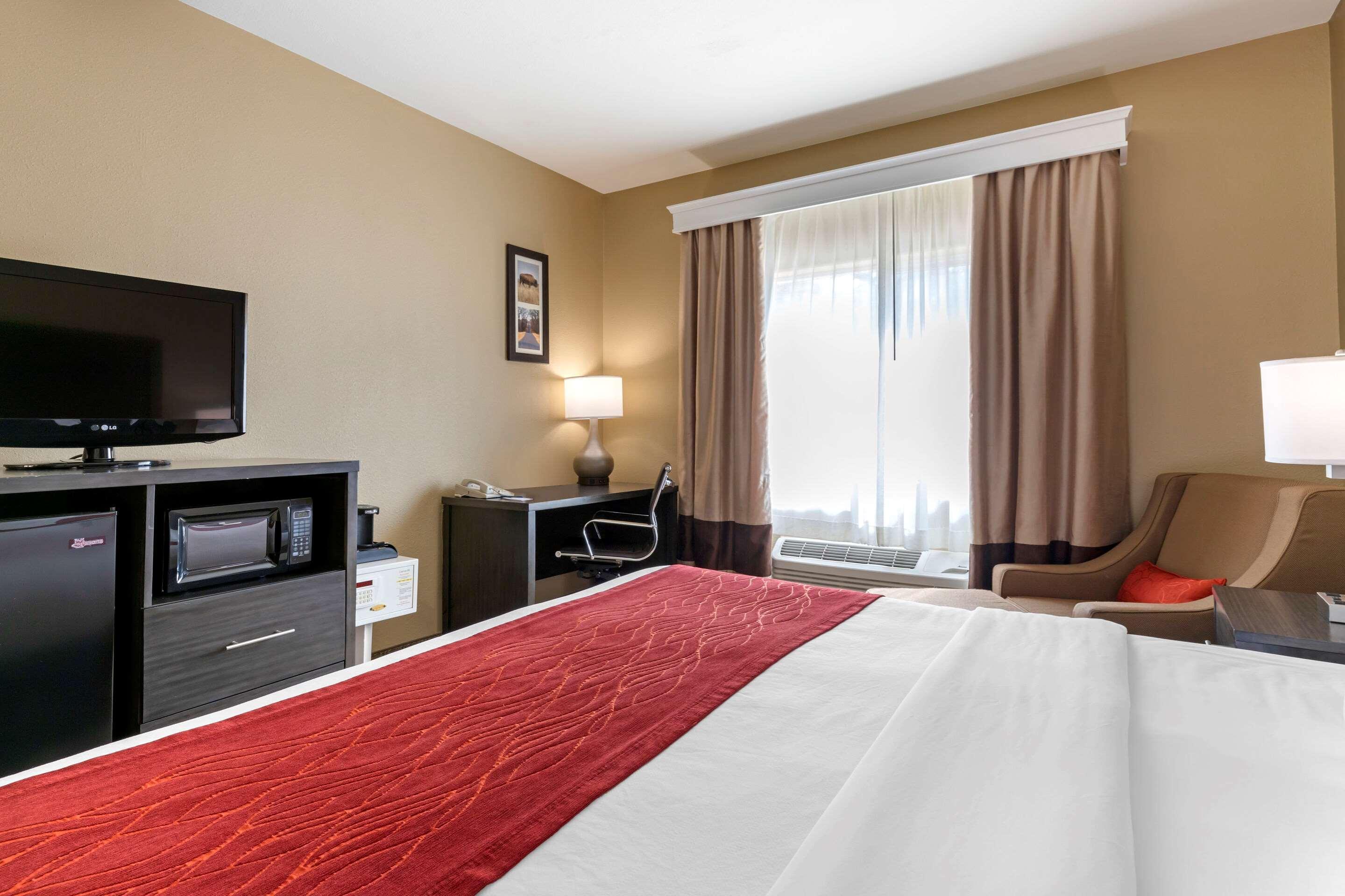 Comfort Inn & Suites Ponca City Near Marland Mansion Buitenkant foto
