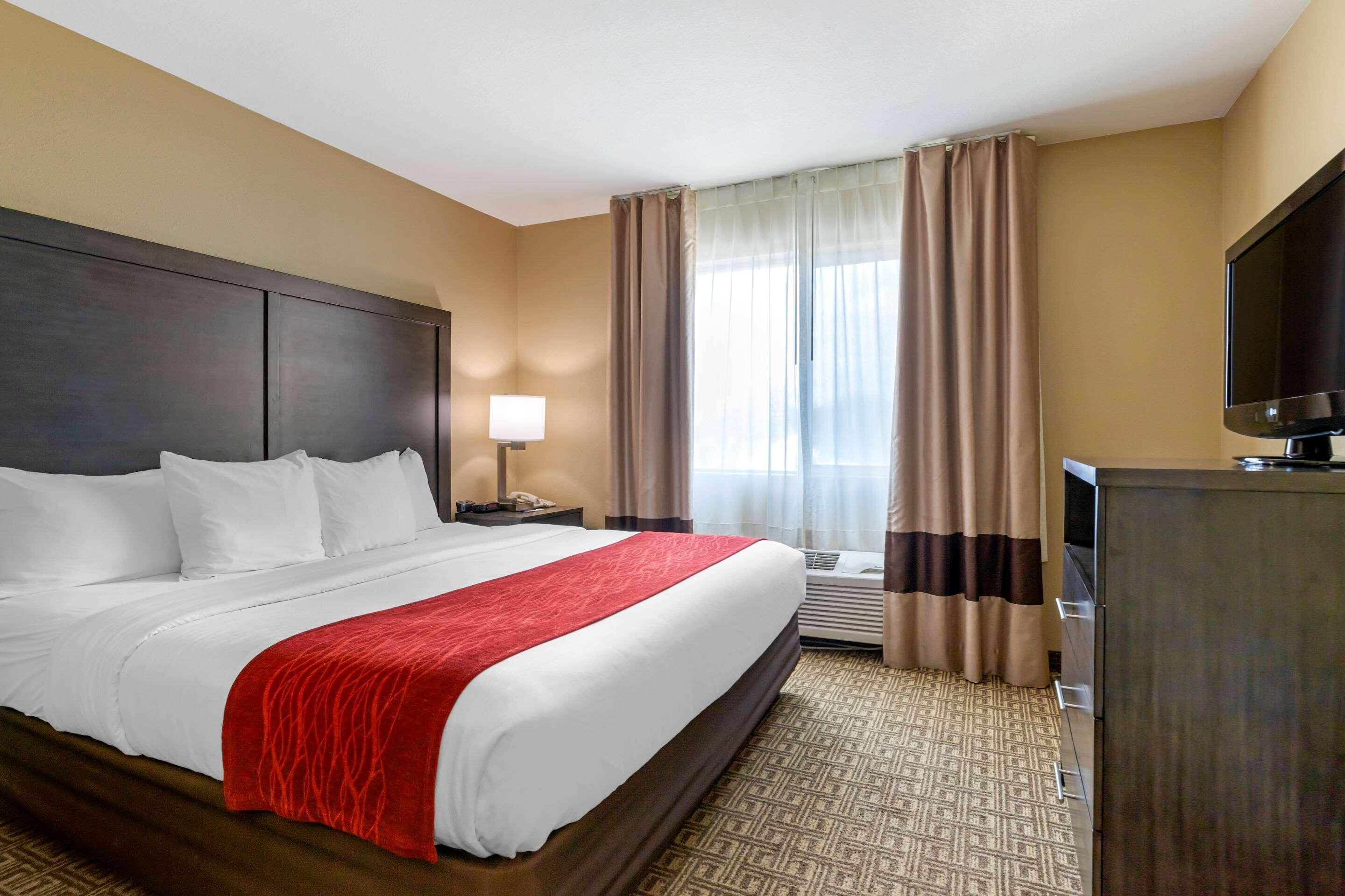 Comfort Inn & Suites Ponca City Near Marland Mansion Buitenkant foto