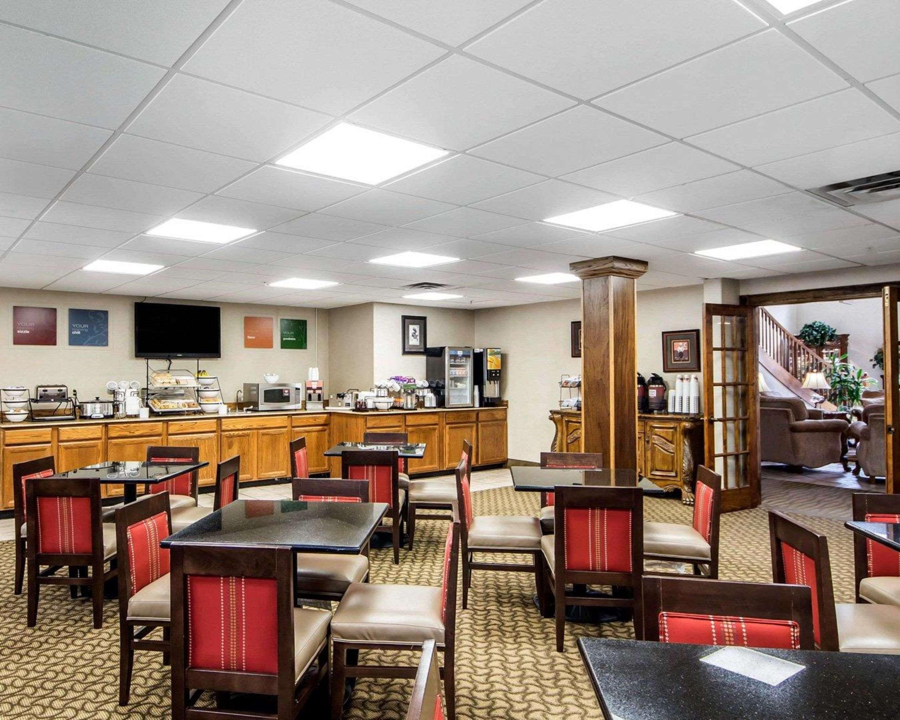 Comfort Inn & Suites Ponca City Near Marland Mansion Buitenkant foto