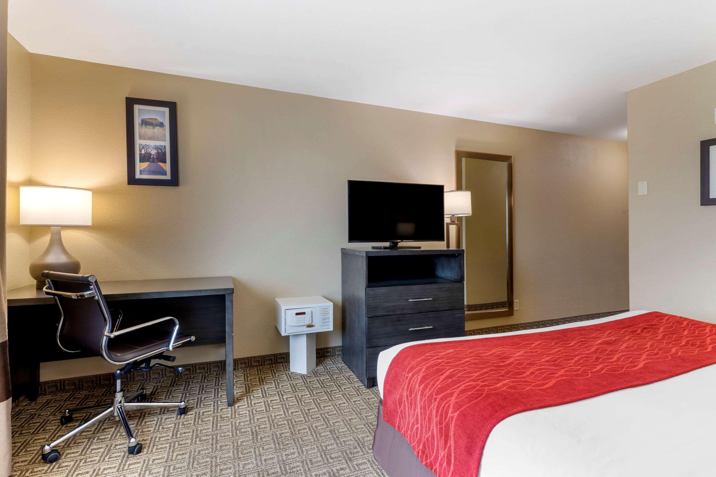 Comfort Inn & Suites Ponca City Near Marland Mansion Buitenkant foto