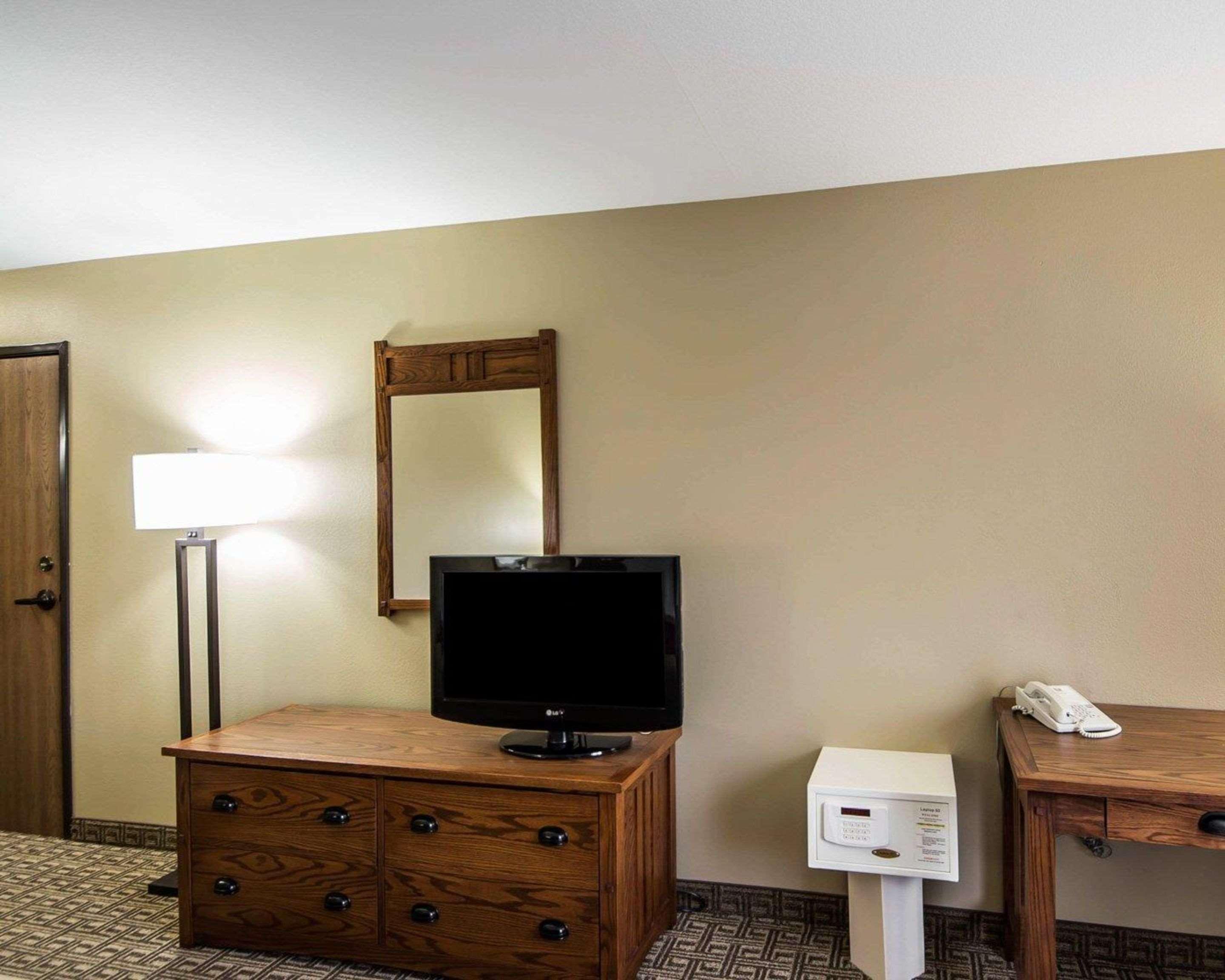 Comfort Inn & Suites Ponca City Near Marland Mansion Buitenkant foto