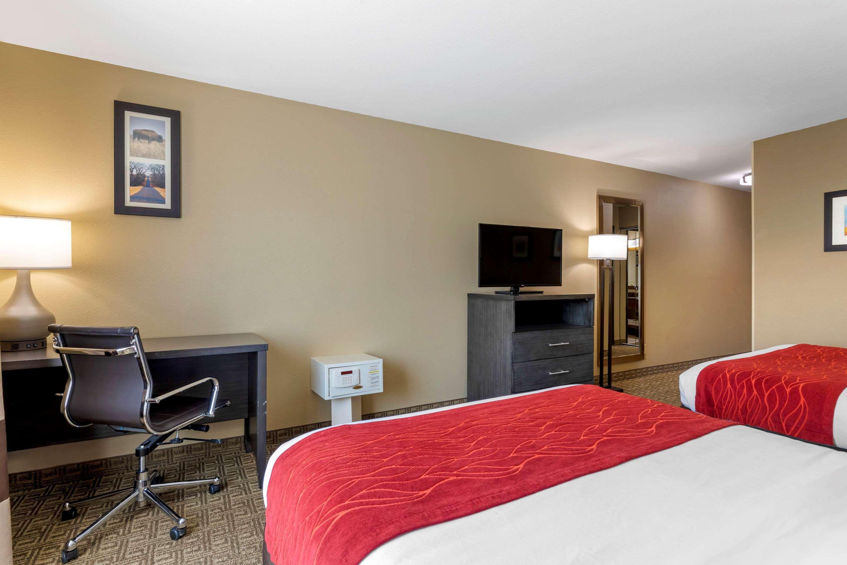 Comfort Inn & Suites Ponca City Near Marland Mansion Buitenkant foto